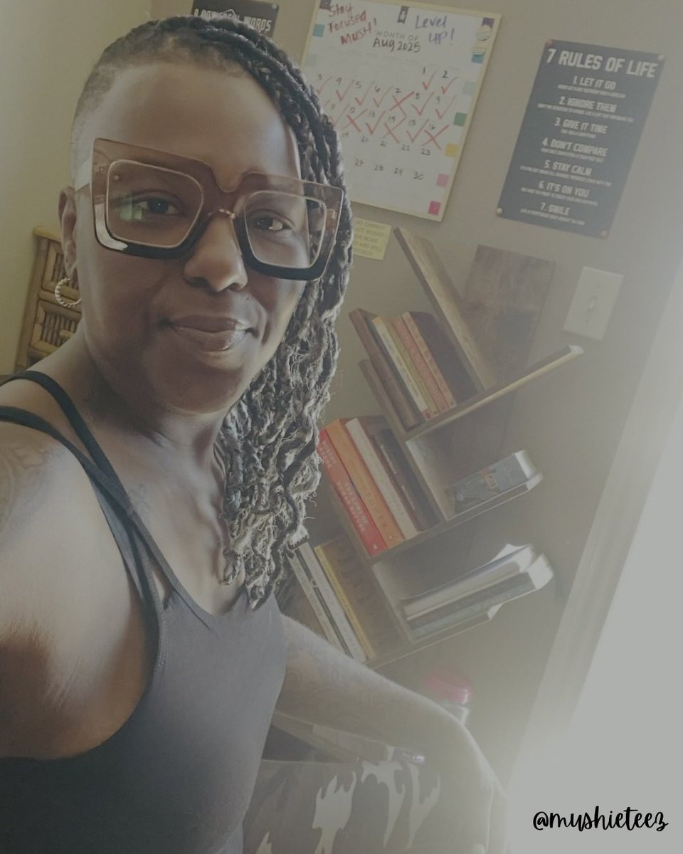 MushieTeez's tweet photo. It’s Monday… and I’m stepping into this week like nothing can stop me.🔥💯🙌🏾

#MondayEnergy #BossMovesOnly #GrindAndShine #AlignmentAndGrowth #Fyp #LevelUpSeason #Explore #ViralPost https://t.co/60Ec7BMi2t