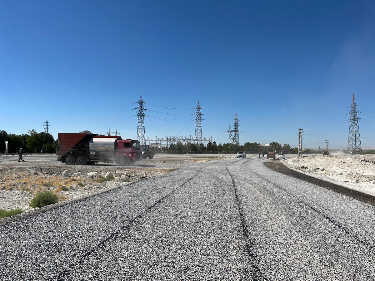 İlçemizde 2 Önemli Kavşak Çalışması Devam Ediyor 🚧

Kesmez ve Besçi kavşaklarında, uzun süredir yenilenmeye ihtiyaç duyan yollar için Karayolları Bölge Müdürlüğümüz tarafından başlatılan yol ve kavşak düzenleme çalışmaları aralıksız sürüyor.

AK Parti İlçe Başkanımız Ahmet