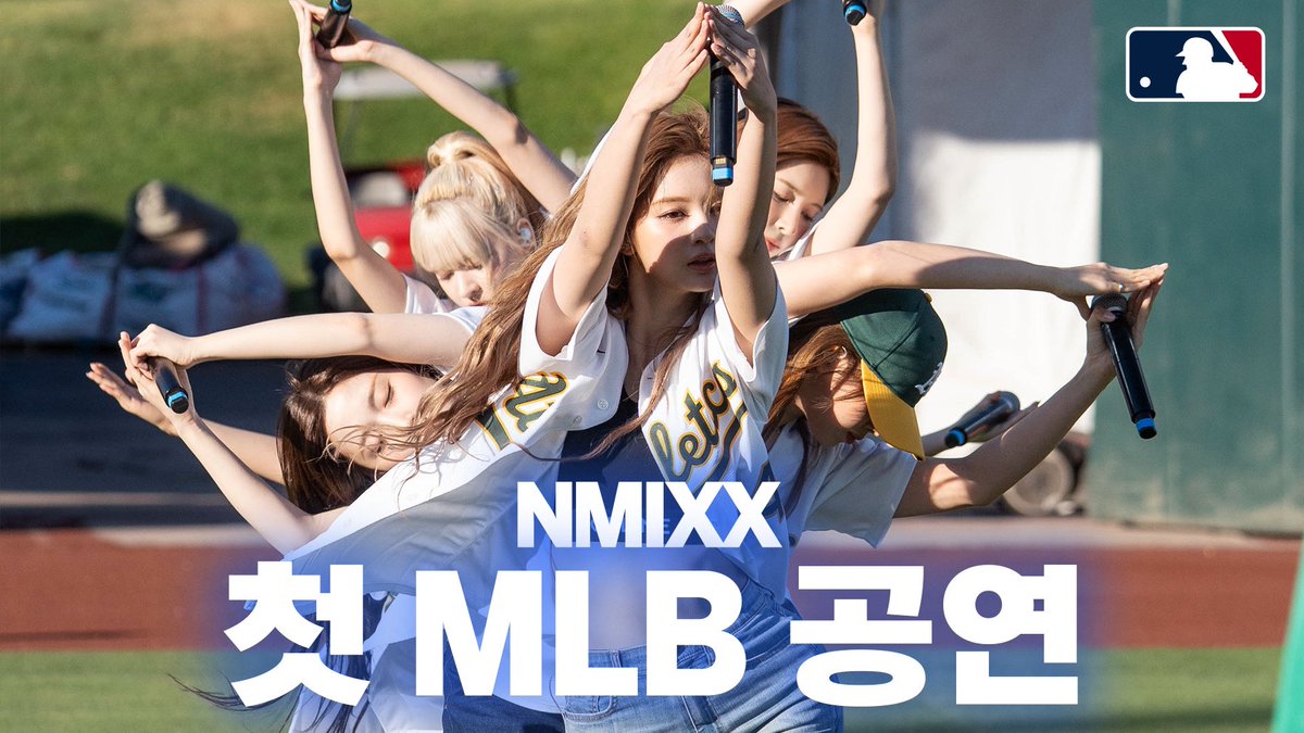 MLB Korea (@mlbkor) on Twitter photo ์๋ฏน์ค์ MLB ๊ฒฝ๊ธฐ ์ ํญ๋ฐ์ ์ธ ๋ฌด๋!!๐ฅ๐บ๐ธ <a href="/NMIXX_official/">NMIXX</a>
์๋ฒฝํ ๋ผ์ด๋ธ, ์นผ๊ตฐ๋ฌด, ๊ทธ๋ฆฌ๊ณ ๋์น๋ ์นด๋ฆฌ์ค๋ง๊น์ง โ ์ผ๊ตฌ์ฅ์ด ์ฝ์ํธ์ฅ์ด ๋ ์๊ฐ! โพ๐ค
NMIXX์ ๋ ์ ๋ ๋ฌด๋, ์ง๊ธ ๋ฐ๋ก ๋ง๋๋ณด์ธ์.
ํ ์์ ๋ณด๋ฌ๊ฐ๊ธฐ๐youtu.be/dpnvyavnCnU
#NMIXX #์๋ฏน์ค ์๋ฏน์ค์ MLB ๊ฒฝ๊ธฐ ์ ํญ๋ฐ์ ์ธ ๋ฌด๋!!๐ฅ๐บ๐ธ <a href="/NMIXX_official/">NMIXX</a>
์๋ฒฝํ ๋ผ์ด๋ธ, ์นผ๊ตฐ๋ฌด, ๊ทธ๋ฆฌ๊ณ ๋์น๋ ์นด๋ฆฌ์ค๋ง๊น์ง โ ์ผ๊ตฌ์ฅ์ด ์ฝ์ํธ์ฅ์ด ๋ ์๊ฐ! โพ๐ค
NMIXX์ ๋ ์ ๋ ๋ฌด๋, ์ง๊ธ ๋ฐ๋ก ๋ง๋๋ณด์ธ์.
ํ ์์ ๋ณด๋ฌ๊ฐ๊ธฐ๐youtu.be/dpnvyavnCnU
#NMIXX #์๋ฏน์ค
