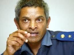 BREAKING NEWS: Retired SAPS Major-General Jeremy Vearey has revealed that the notorious 28s gang has infiltrated top levels of the Western Cape police. 

He further disclosed that crime intelligence documents were discovered in the possession of lawyers for 26s and 28s gang