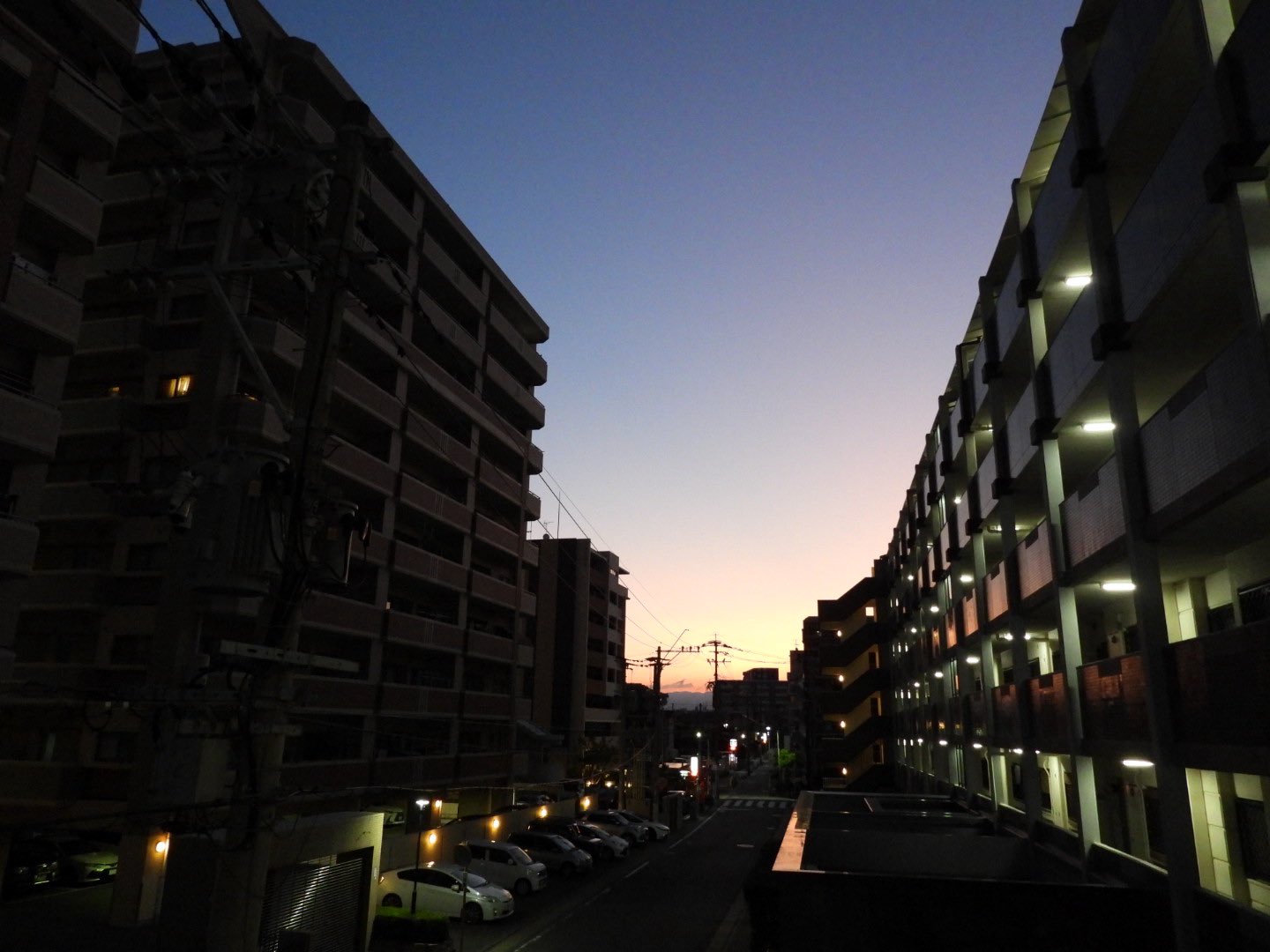 on⑹_【休日の朝.起きてすぐの景色】 on⑹_【休日の朝.起きてすぐの景色】 on⑹_【休日の朝.起きてすぐ