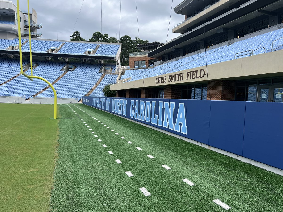 LinetoLineLLC's tweet image. Who’s ready for football?! @uncfootball is ready! New end zone padding with custom imprinting. 

#LineToLine
linetoline.com