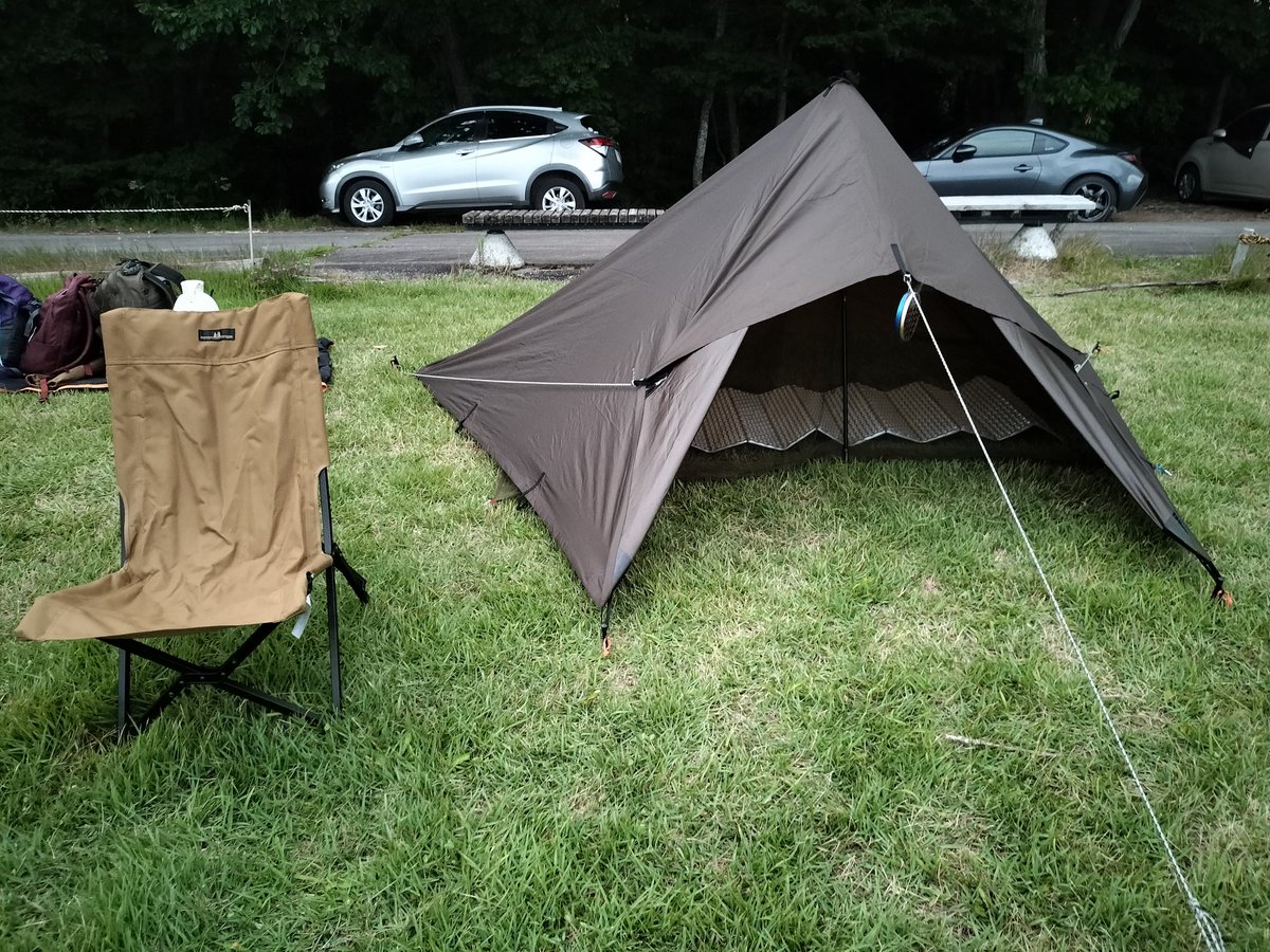 enog66's tweet photo. そういやこの前久々にタープ張りました🏕️ https://t.co/KP1JKbqlrl