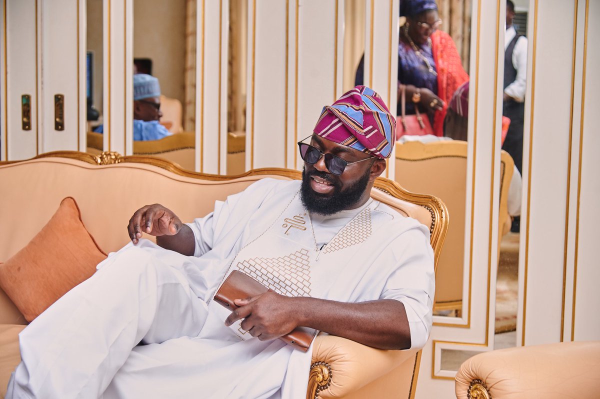 ayo sotinrin tweet media