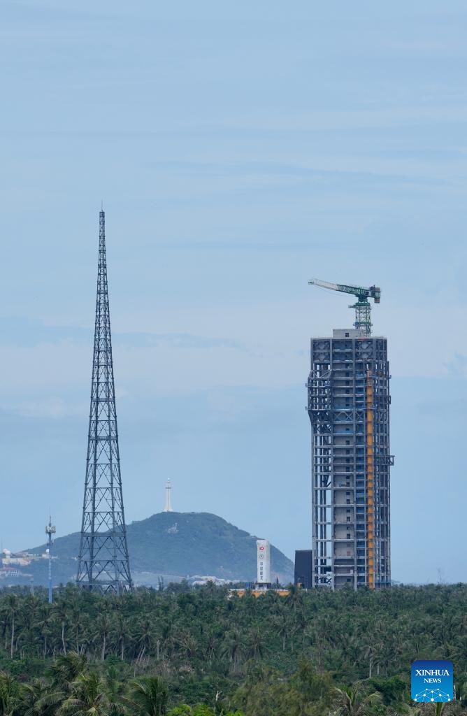 rajfortyseven's tweet photo. #CCP’s #China #space rockets.
#LongMarch10 #LM10 first static fire test successful.
#WCSLC tested 7 engines of first stage simultaneously on Friday at 1500h.
Thrust scale reached 1000 Tonnes.
https://t.co/sHLZPYKGJ2 https://t.co/S2dMf79ioJ