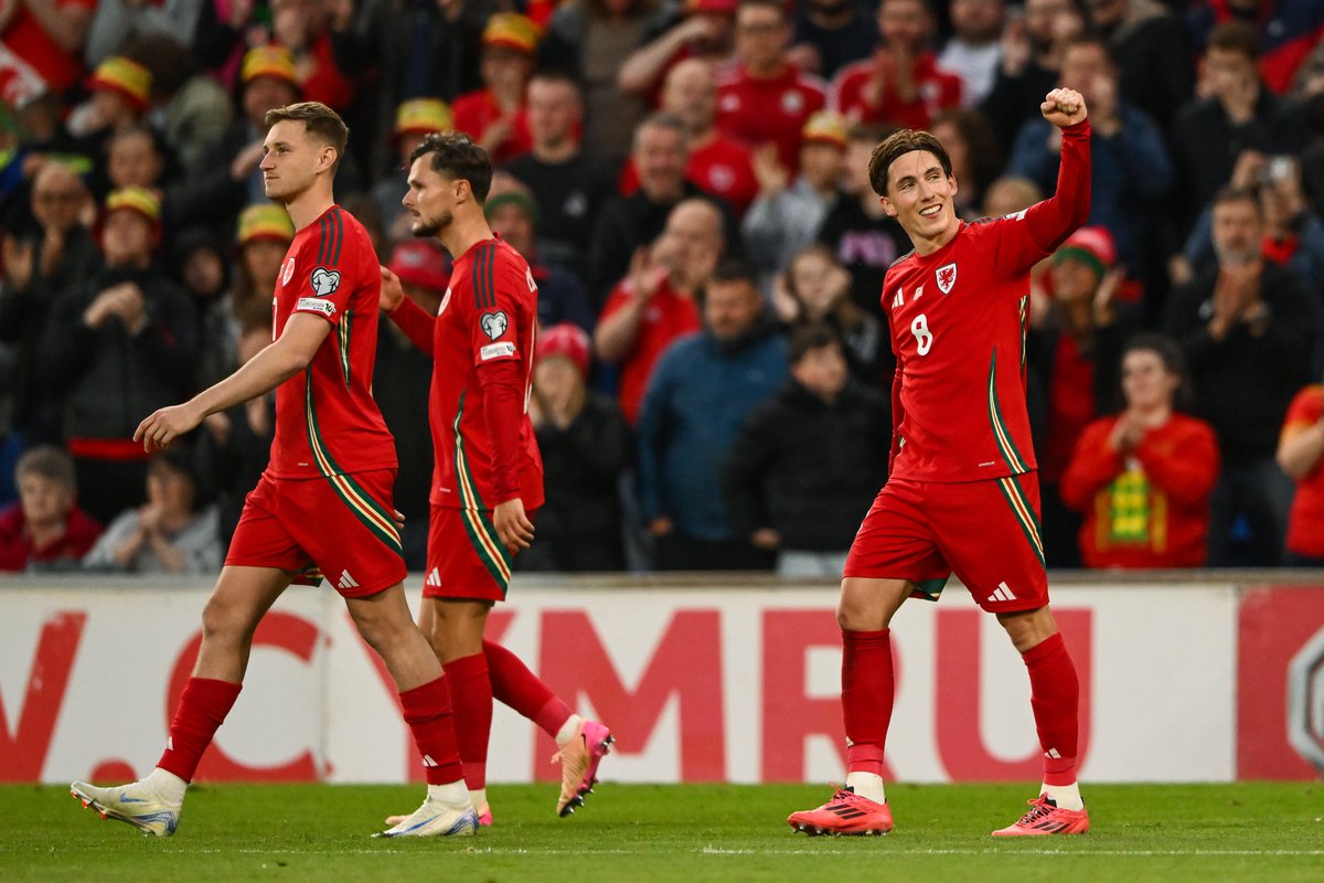 Cymru's tweet photo. It’s World Photography Day 📸

Let's see your favourite Cymru memory 🏴󠁧󠁢󠁷󠁬󠁳󠁿👇 https://t.co/uA3tonsPwF