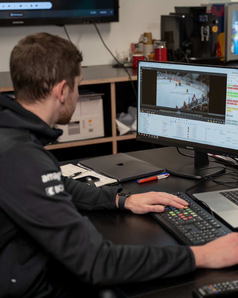 dartfish's tweet image. 🏒 Every split-second counts. 

Capture, tag, and share every winning moment with 50GB personal cloud access on both computer and mobile. 

💥 Your team’s unstoppable ice hockey season starts NOW.

#IceHockey #Dartfish #SportsTech #VideoAnalysis #AthletePerformance #CoachTools…