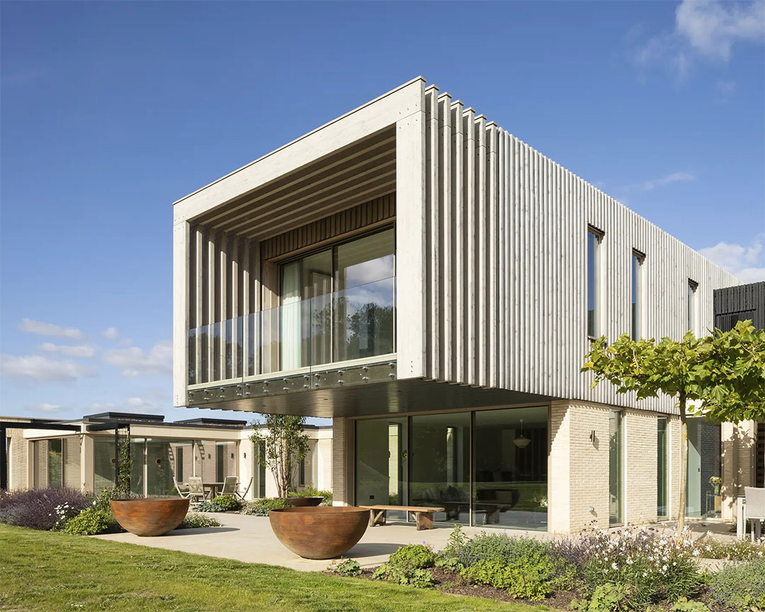 BuildItMagazine's tweet photo. Getting planning permission can be a major hurdle for some, and it often feels like the system is impossible to navigate successfully. Planning expert Martin Gaine explains how it works and how you can achieve a successful end result: https://t.co/fA8mYBKOq0 https://t.co/pzx4j7zYfK