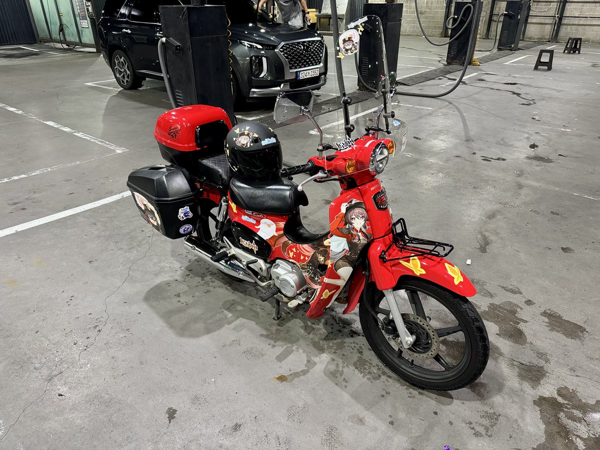 EquusMeishoDoto's tweet photo. 第二胡桃をきれいに洗ってくれました。
#痛単車 #胡桃 #HuTao #スーパーカブ #SuperCub #C110 https://t.co/ZpSzkKvO2y