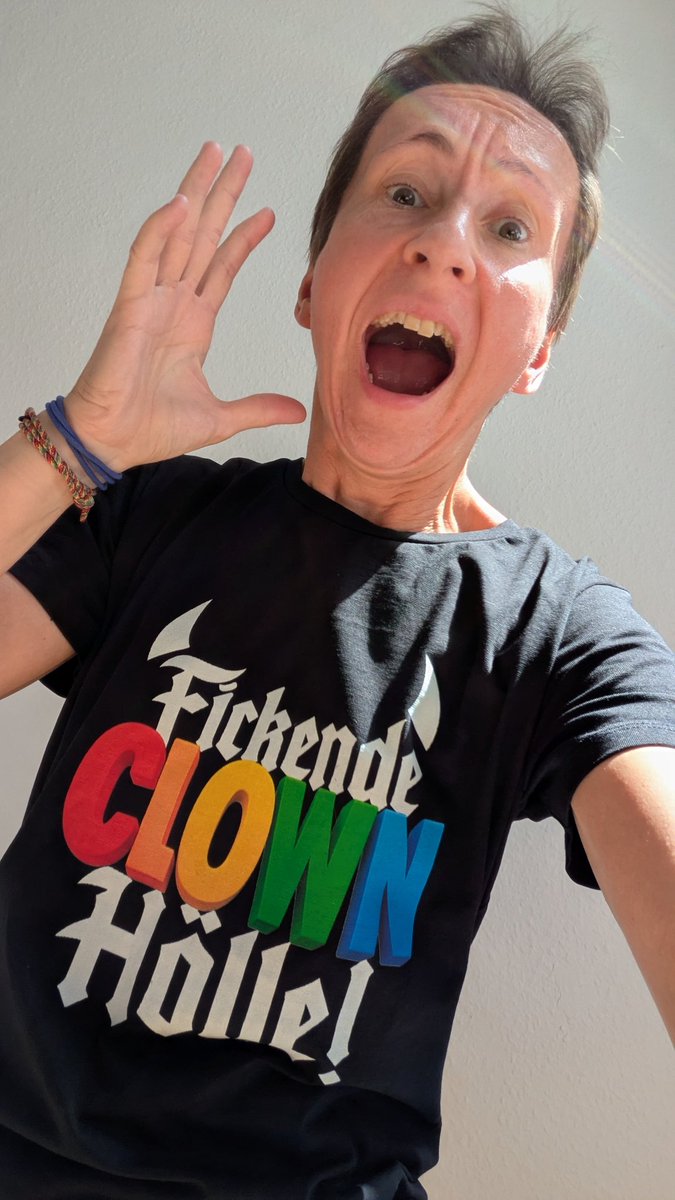 📢 Dies ist keine Übung!🚨

Tickets ➡️ buff.ly/kmDepK8

#SchleFaZ #Staffel13 #DerClown #SchleFaZ175 #Live #SchöneScheiße #SchleFaZbeiNitro #WirSindSchleFaZ <a href="/schlefaz/">SchleFaZ🤯</a> <a href="/NITRO/">NITRO</a>