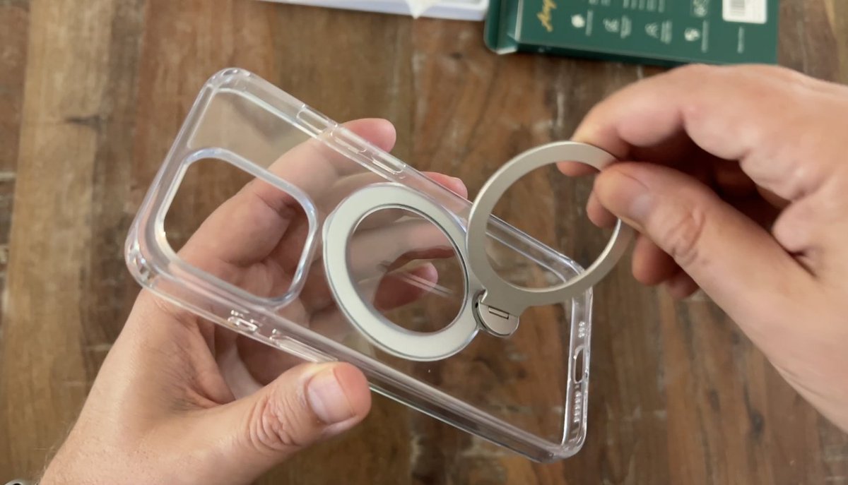 TrendPunk's tweet photo. This is the best overall iPhone case w/ kick-stand in both quality and affordability: 

Watch now: 
https://t.co/HWa0XyoHCA

Buy on Amazon:
https://t.co/mglMAwBgkf

#iPhoneCase #PhoneProtection #TechAccessories #iPhoneAccessories #GadgetLovers #AppleProducts #SmartphoneCases https://t.co/2l9iuYYrQs