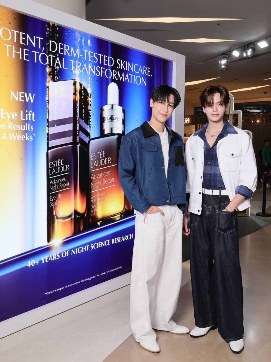 markjrtnfan_id's tweet photo. IG : junniorrs

Thank you to everyone who came to see me and Mark at the event! 💙🤏🏻 I promise to stay up late less often, and I’ll let Mark remind me before bed 🤫
~ 

#AdvancedNightRepair #EsteeLauderSkincare
#EsteePartner #EsteeLauderThailand

🔗 https://t.co/WeAnlzbqyc

JUNIORMARK NIGHT REPAIR

#EsteeLauderNightSkinxJM
#markjrtn #JuniorMark