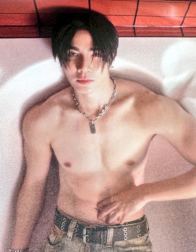 ❤️‍🔥💋💋 crazy in love 
#ZeeNuNewCrazyInLoveConcert
#ZeeNuNew2ndConcert
#ZeeNuNew #ซนซน