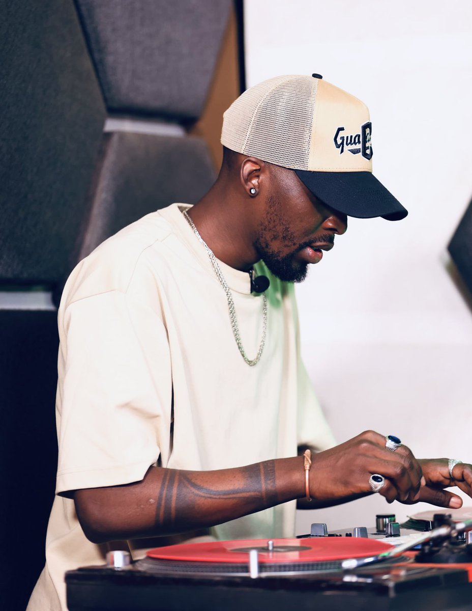 deejaylx256's tweet photo. Fully locked. Fully focused https://t.co/WFJRs3yHMs