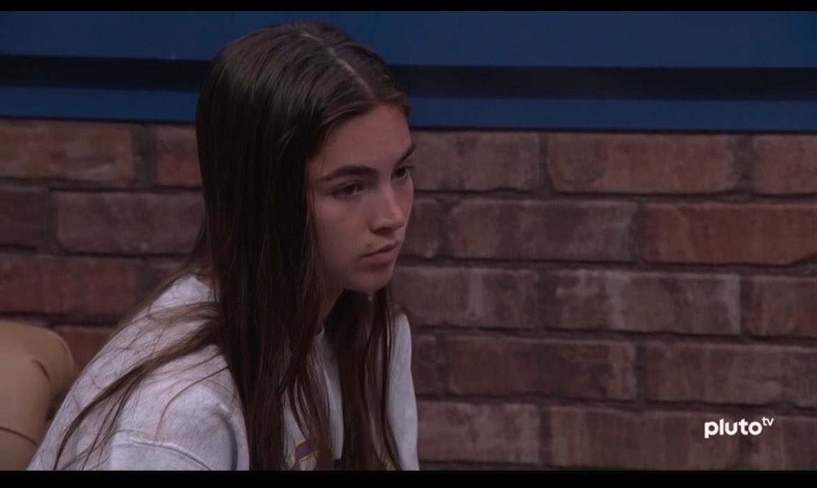 realitysea_'s tweet photo. Praying Lauren never wins power again because she is truly insufferable to watch make decisions #BB27 https://t.co/LusdaIiOGZ