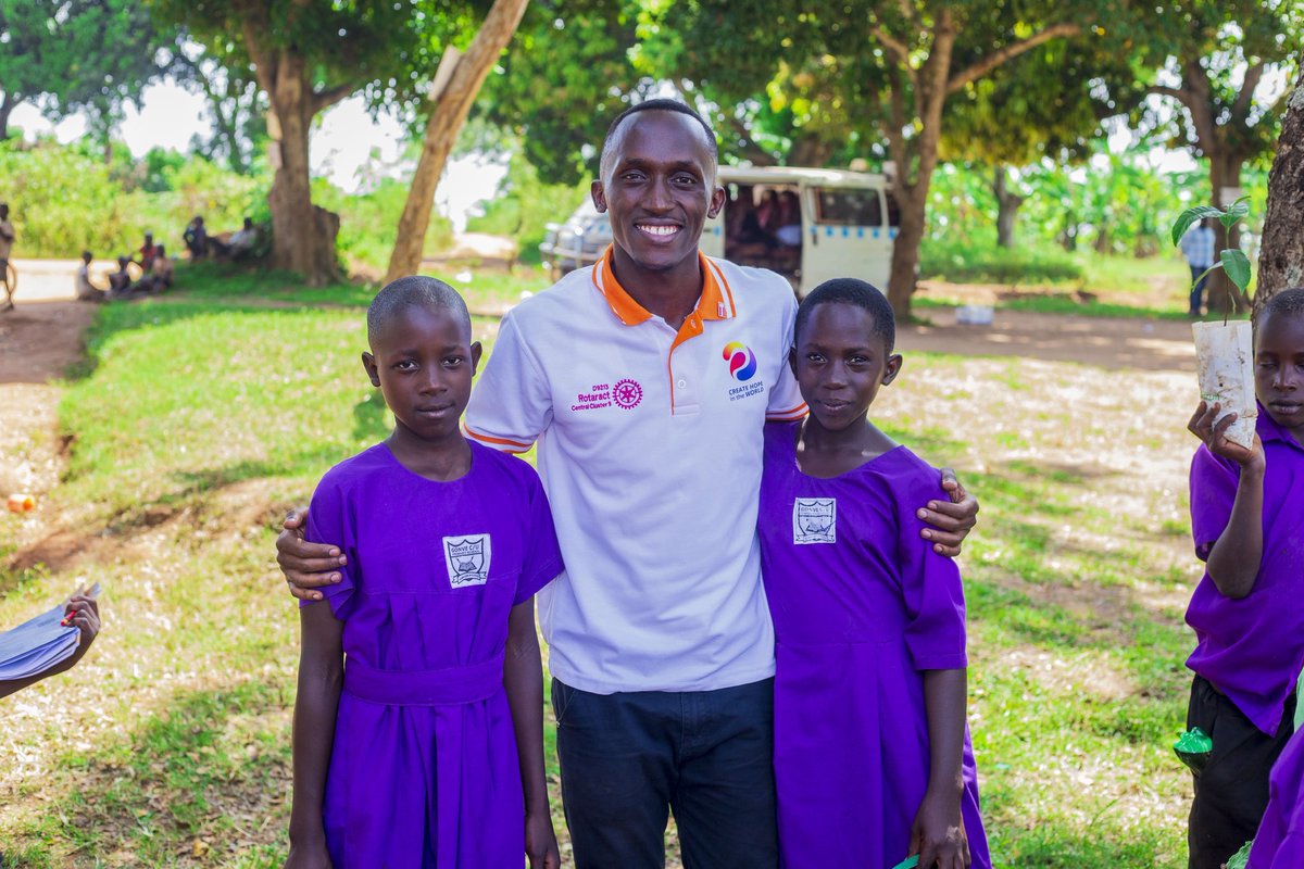 zacmakanisa's tweet image. Show me a better space to grow, learn, make impact and have a belonging more than Rotaract.
Guess you won’t find it👊🏿

That’s why #ItsTimeToJoinRotaract ✨