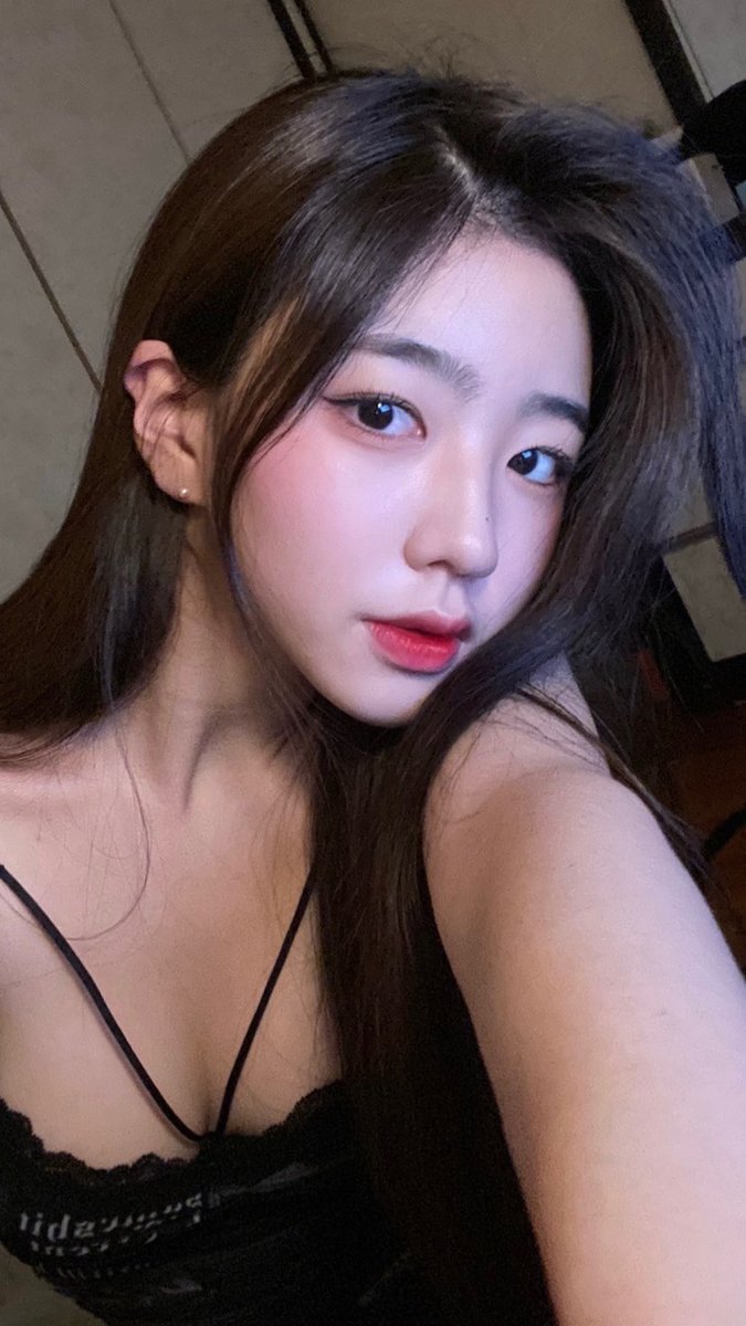 s14updates's tweet photo. pre debut sohyun https://t.co/m0OQAOnmjR