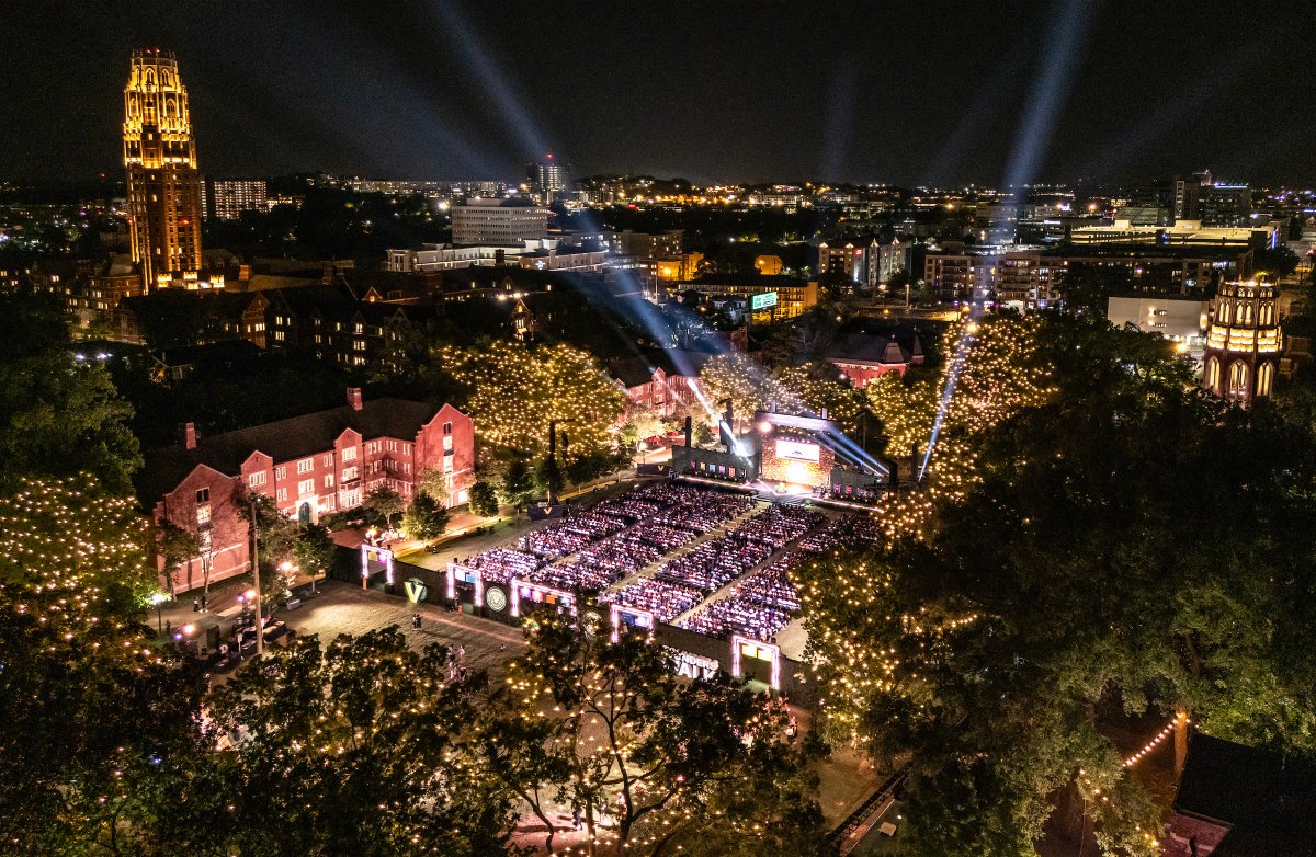 Founders Walk Magic ✨ Vanderbilt welcomed our newest cohort of students during a special tradition marking the beginning of the academic year.