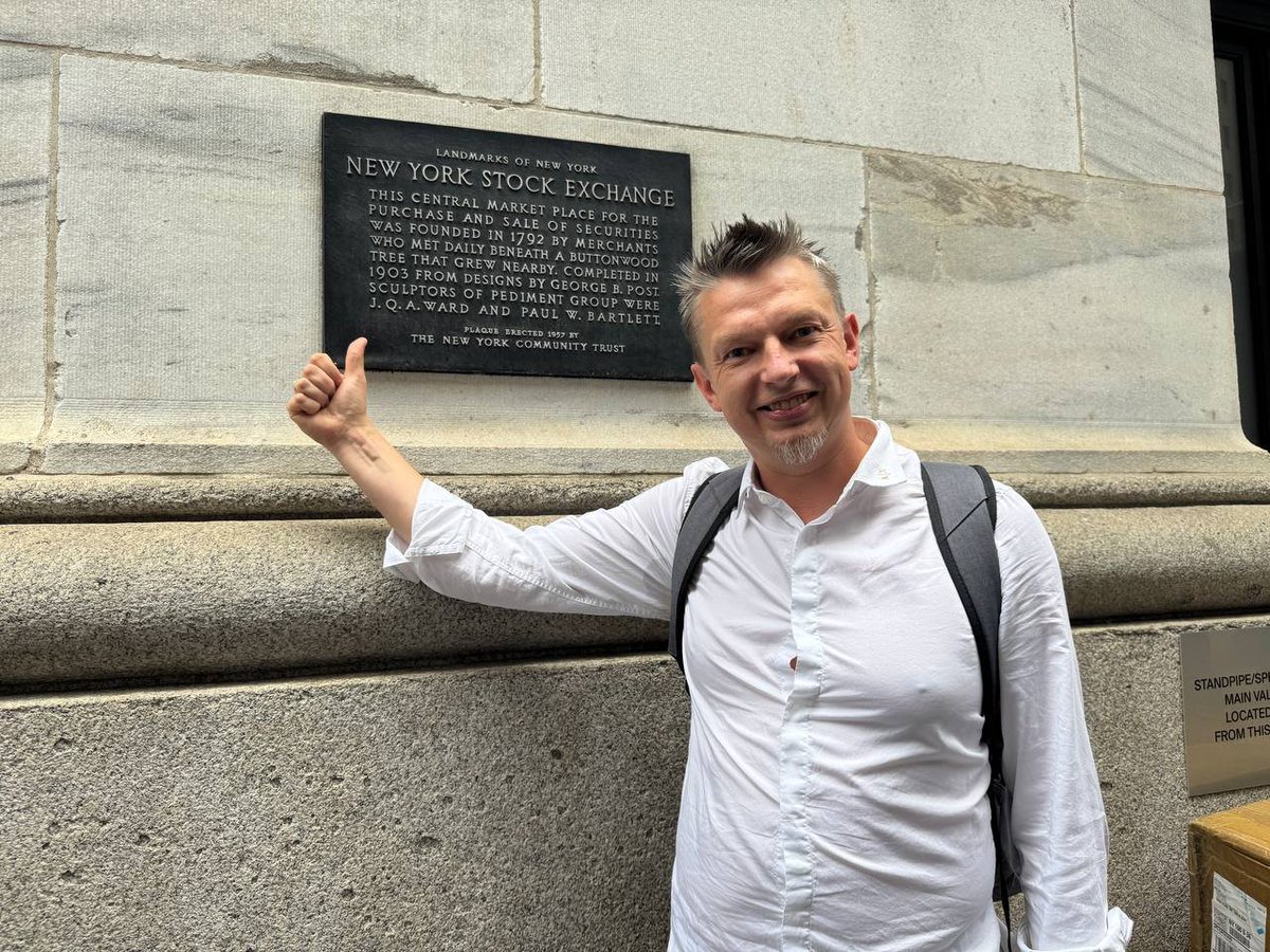 AiWhitebridge's tweet image. GM, Guardians!

Bridging visions, securing paths, and moving forward together.

Sneak peek of #InsideMVB and our @BNBCHAIN  demo day at the NYSE 👀