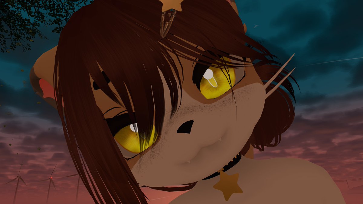 Dicen que los gatos miramos a quien queremos conquistar… y ahora te estoy mirando a ti 🐾💛
#Furry #Vtuber #VRChat