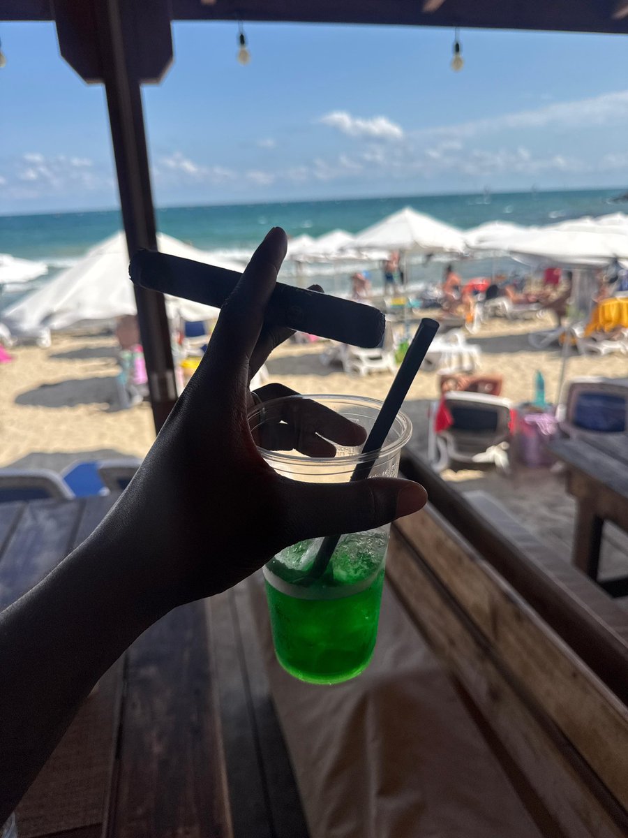 ghostbtmm's tweet photo. Summer got me lazy🤦🏽

But that’s the perks of making money or heart attack 😂 from a click of the mouse.

#BTMM #ICT #SMC #forextrading #forexstrategies #xauusd #goldstrategy #goldtraders #goldtips #fyp #btmm #forex #bitcoin https://t.co/DSkkFsSuyl