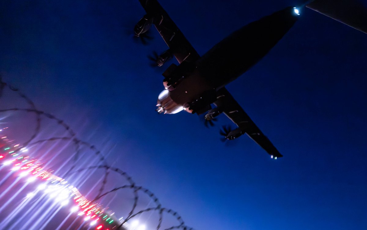 RoyalAirForce's tweet photo. Operating globally, at high readiness, the RAF’s A400M aircraft supports operations around the globe, day and night.
Click here to find out more on the A400M story: https://t.co/hTsX7YLGxO
#FlyAndFight #WeAreNato https://t.co/MkxXOVgPHG