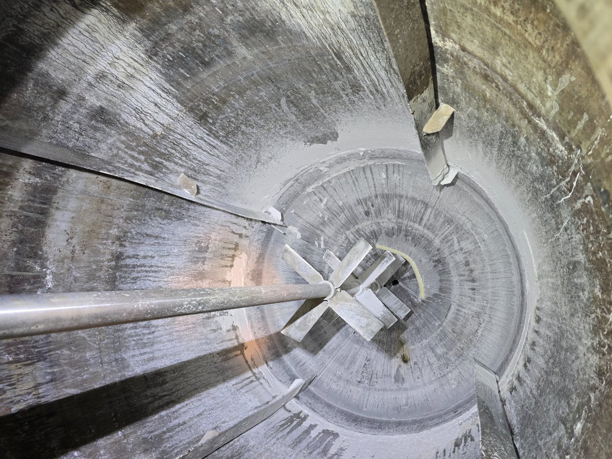 RIGALBENNETT's tweet image. 3000LVertical enclosed 1/2 coiled JKTD Reactor
#ReactorDesign #ChemicalEngineering #ProcessEngineering #IndustrialEquipment #CoiledReactor #ManufacturingSolutions #ChemicalProcess
