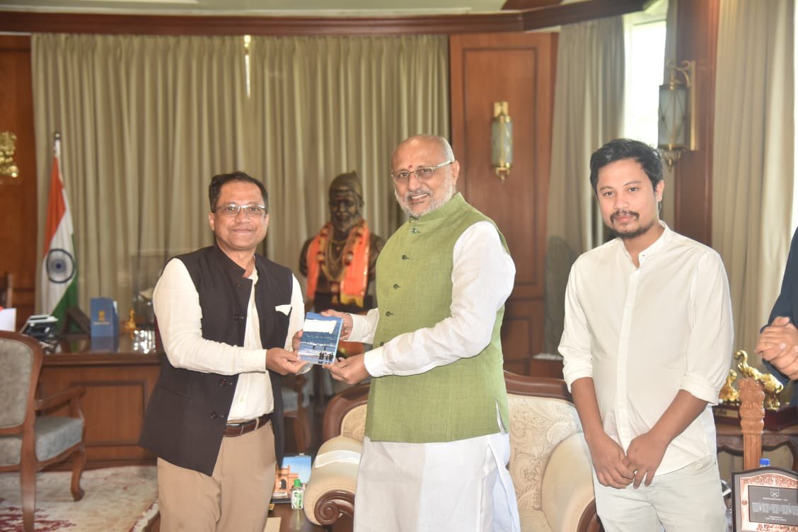 Rayhaanpasha's tweet photo. Congratulations to Hon’ble Governor of Maharashtra, Shri C. P. Radhakrishnan Ji, on being nominated as NDA candidate for Vice President of India. 🇮🇳🙏 Wishing him strength, wisdom &amp; success in this new role. #NDA #VicePresidentOfIndia https://t.co/ugNNZWX20i