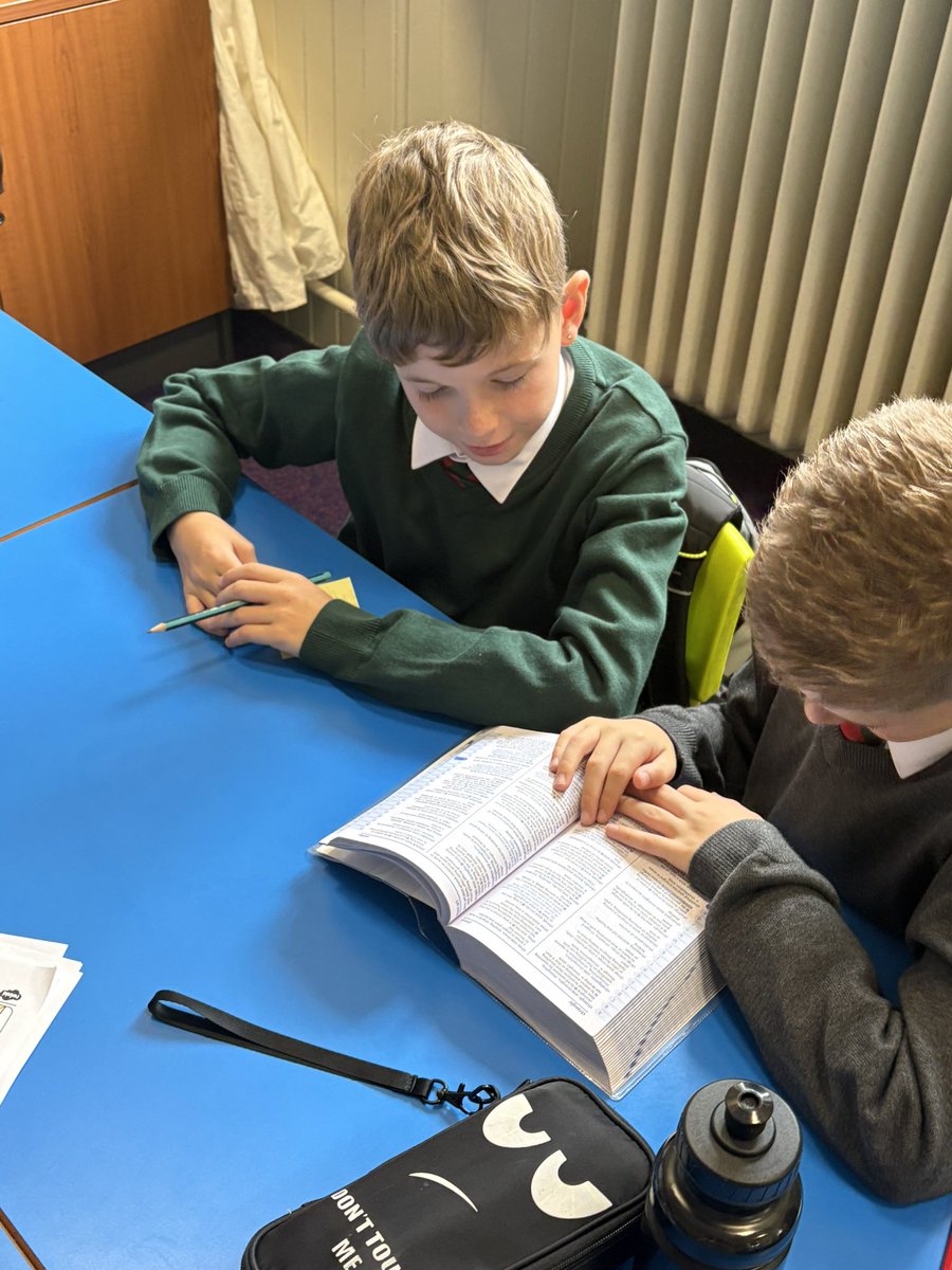 ShottsStPats's tweet photo. Dictionary skills in P5 as part of our “One Word Project” at the start of the year. Can’t wait to see these finished! #onewordproject https://t.co/1FQQyEmSCh