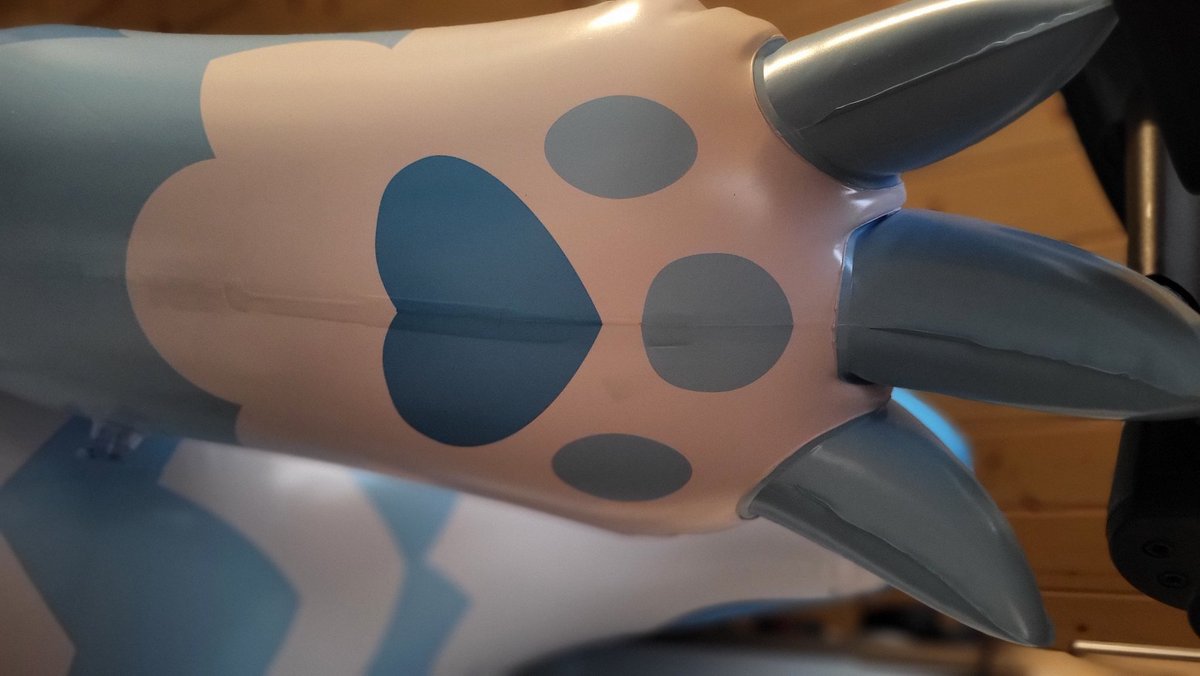 DragonCuddle tweet media