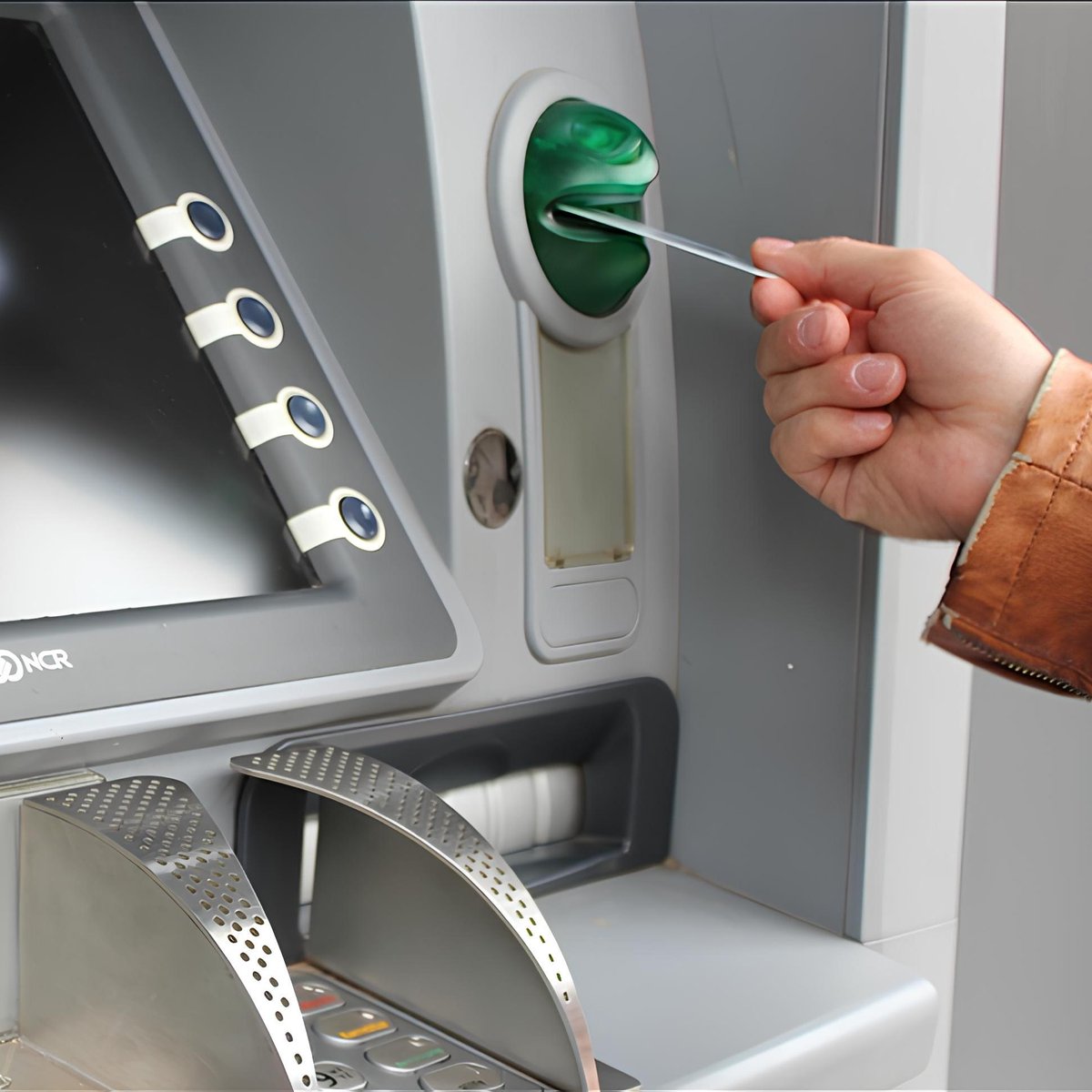 Dijital bankacılık varken ATM zorunluluğuna gerek yok. 
#VakıfbankAdaleteGel <a href="/adalet_bakanlik/">T.C. Adalet Bakanlığı</a>