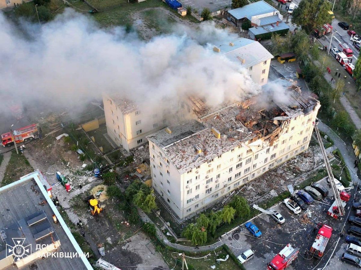 Monday morning, 18 August, in Ukraine. Due to Russian strikes: 

Kharkiv - 7 people killed, including 2 children and 20 injured  
Zaporizhzhia - 17 injured  
Donetsk region - 3 killed and 5 injured  
Sumy - a university building damaged
Odesa - Nova Poshta terminal and a fuel