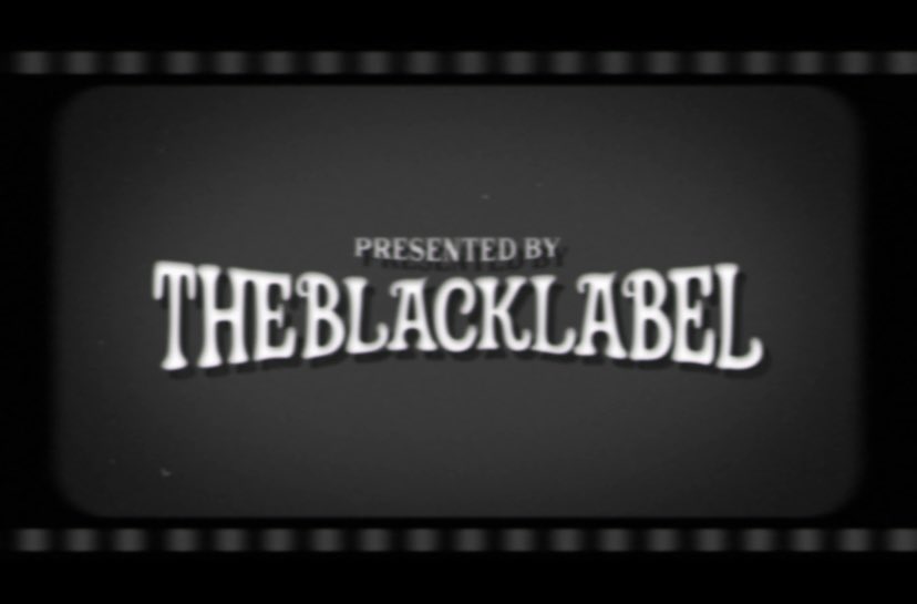 오랜만에 근황… 외주를 햇는데요…
Vince - ‘차차차 (CHA CHA CHA) feat. G-DRAGON’ ANIMATED VISUALIZER
타이포와 프롭 디자인으로 참여했아요 🪩💃