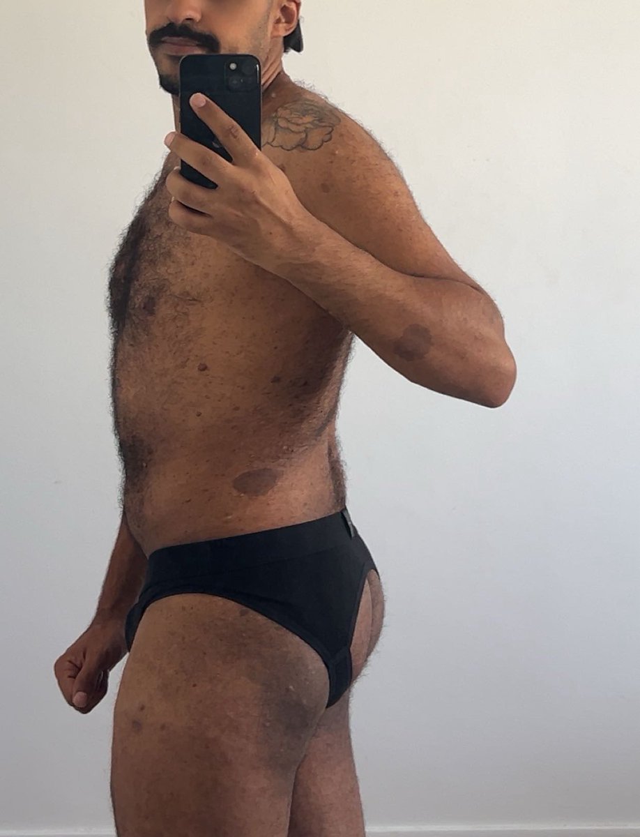 Habibi_Masked's tweet image. J’ai comme une envie de me faire remplir par des grosses queue RT si t’as envie de fourrer ta queue dedans 💦