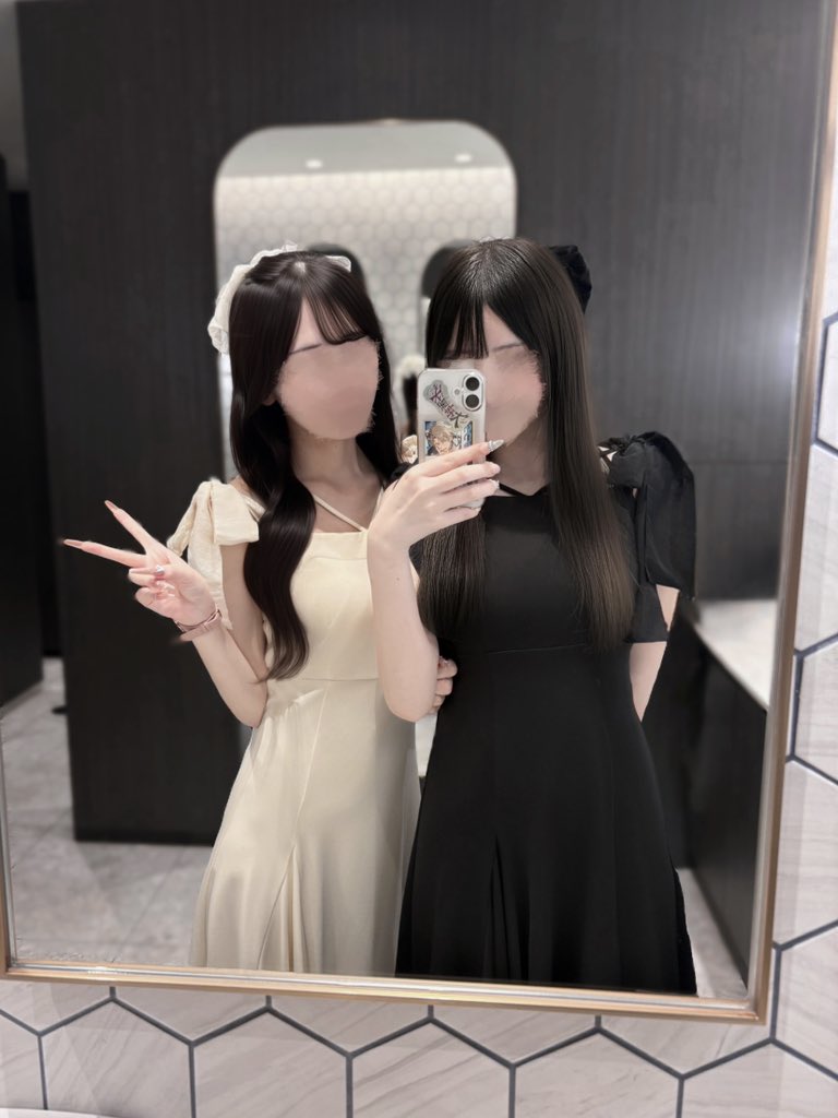 D7fzp's tweet photo. かき氷とお揃いワンピ♡ https://t.co/gphhPwLND2