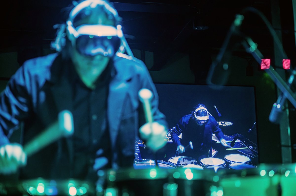 nsokyoto's tweet photo. World Premiere – Quantum 2.0 🎶✨
At #OsakaExpo, Yannick Paget unveiled Quantum 2.0: a musical journey into the quantum world — and for the first time, a virtual instrument was performed live with real instruments! 
#QuantumMusic #Innovation #EXPO2025大阪万博  @franceexpo2025 https://t.co/UO6vOfJu6O