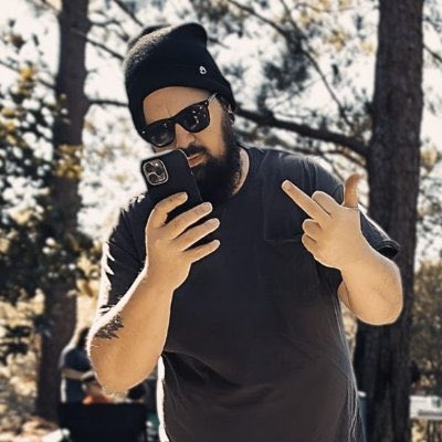 BaneofOlympus_'s tweet photo. @GraevzTV @deusimpera Did you write that from your arm chair? Fatass https://t.co/bhMGrwV40j