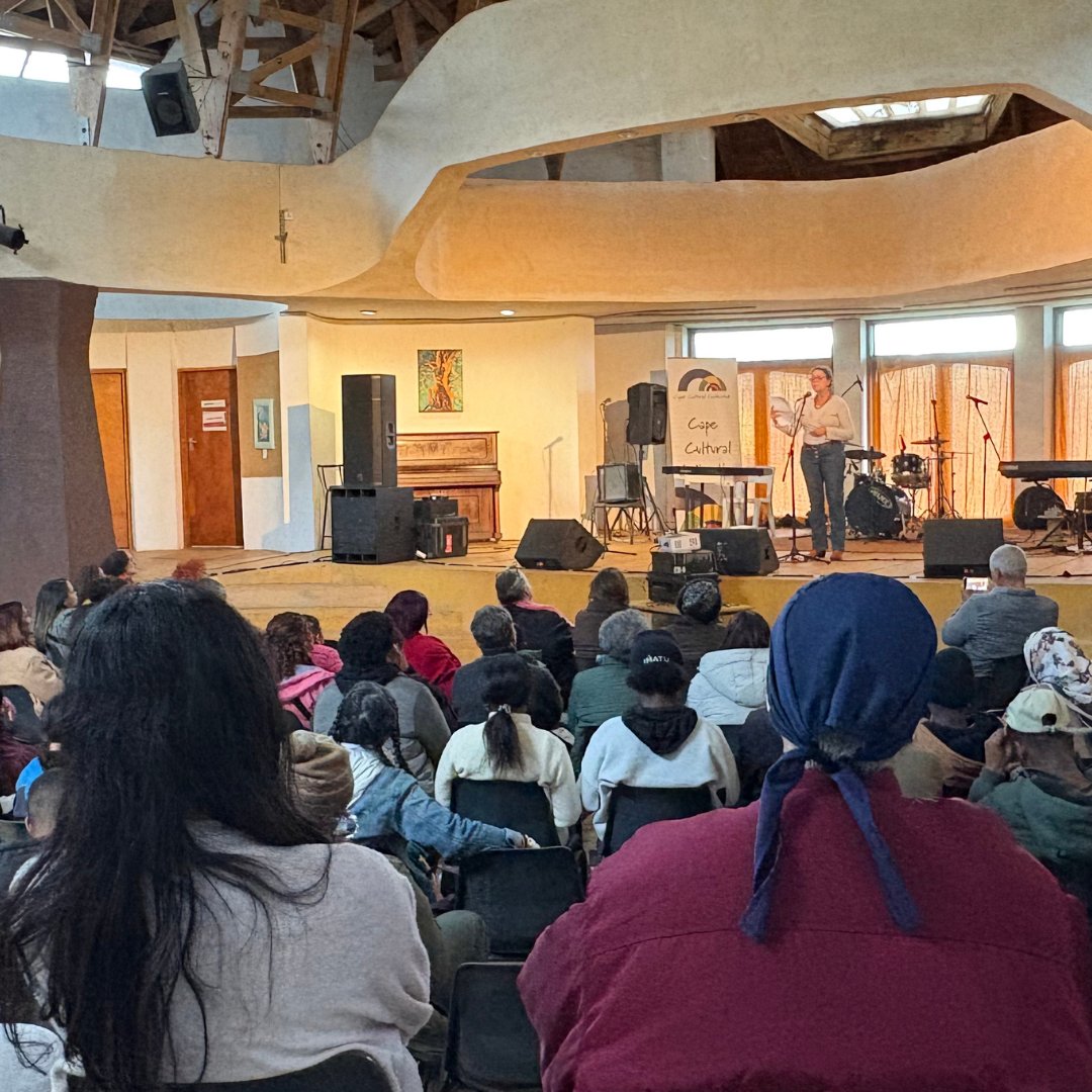 What a magical afternoon at Novalis!

On Saturday, August 16, the venue came alive with energy for the Sisters Shining Concert, hosted by the incredible Jill Levenberg.