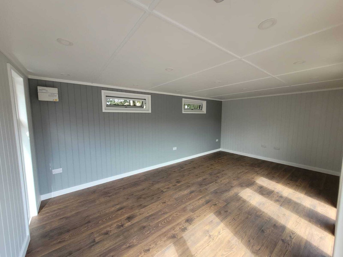cabinsforschool's tweet photo. A second outdoor classroom installed for The Priory Primary School in Wednesbury 📍

#classroomdesign #outdoorclassroom #modularclassroom #schoolbuildings https://t.co/I0jkwXzMxR