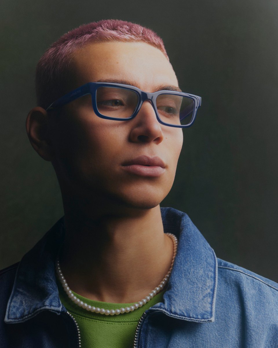 EMBOSS is doing bold in all the right places.​

Hit the site and discover more styles like it. 
#ARNETTE