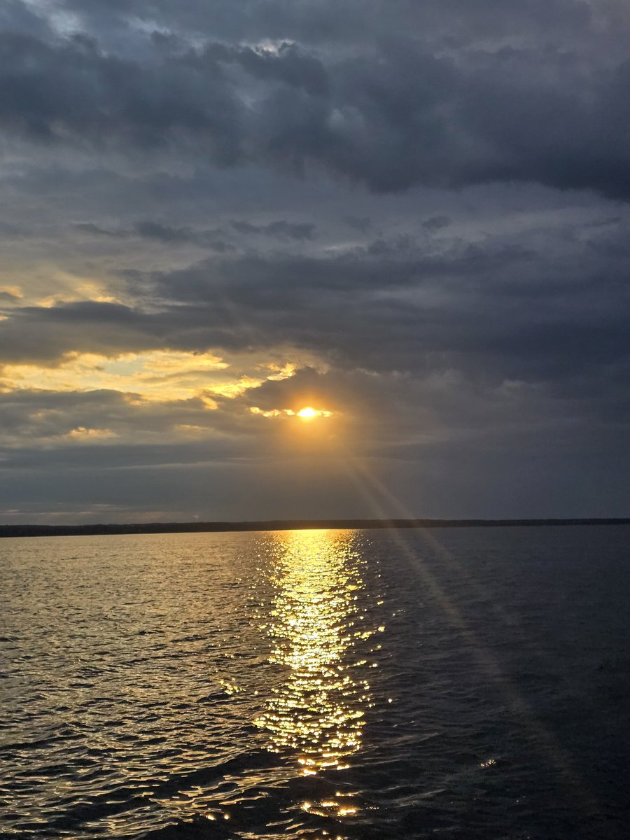 Вот вам фотка за которую не стыдно. Переславль-Залесский, Плещеево Озеро.