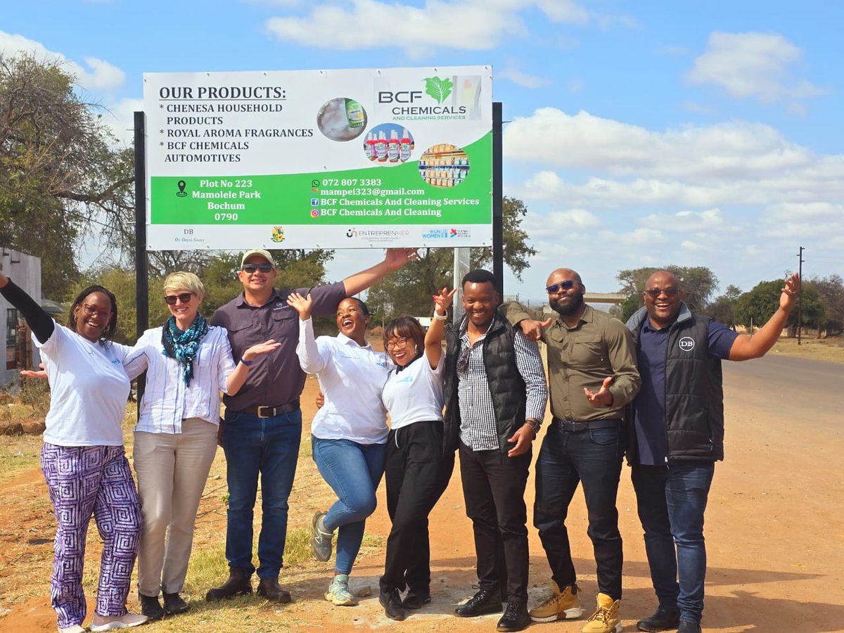unwomenSA's tweet photo. Proud to join the @DeBeersGroup Chief Sustainability Officer Libi Lee &amp; the Venetia mine team on a field mission to visit EntreprenHER participant Makgabo Moremi's business in @BLOUBERGMUNICIP. Inspiring to see how partnerships create real impact in communities!
#WomensMonth2025 https://t.co/8KGngKx8lP