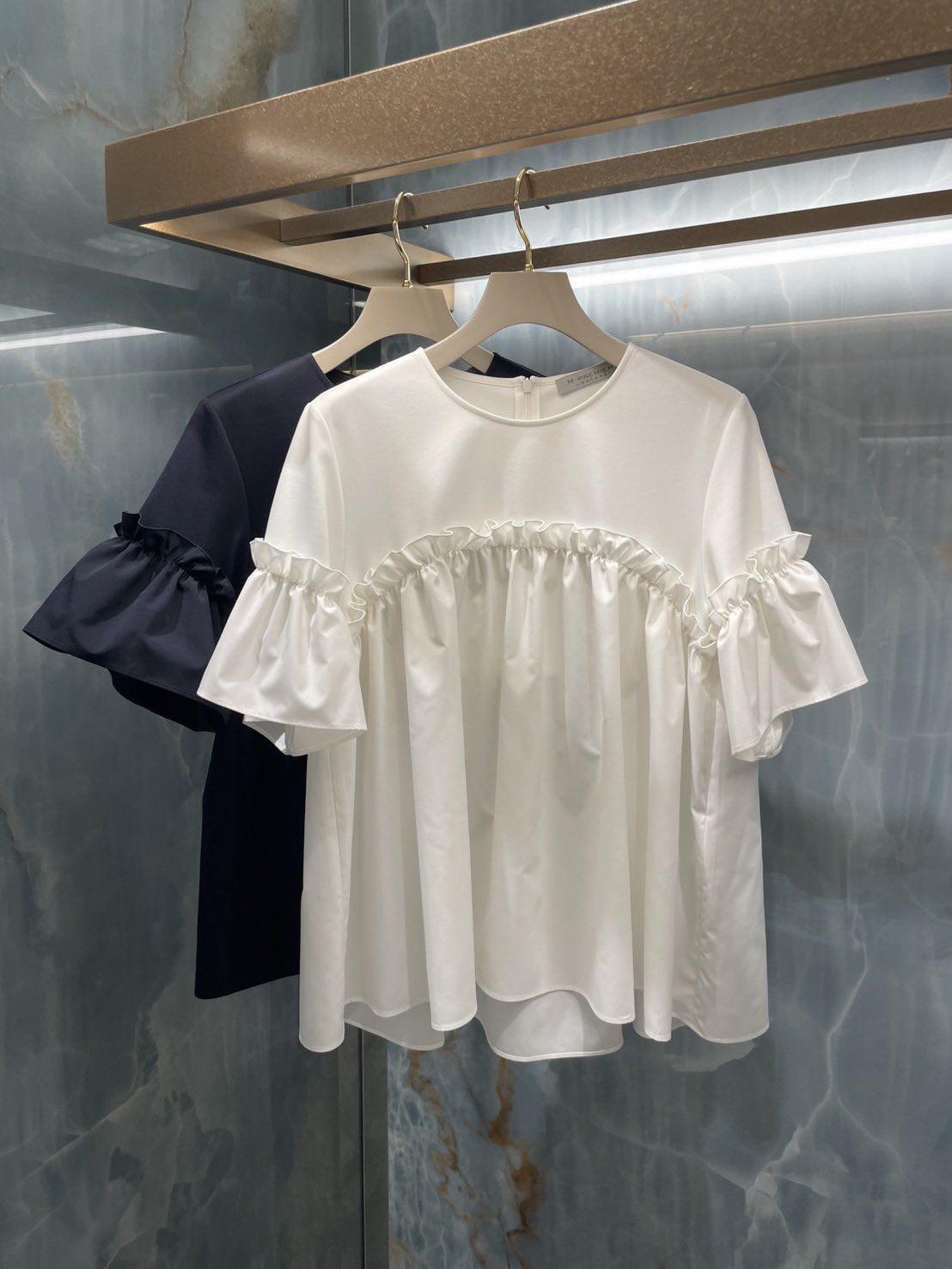 極美品♡エムプルミエ　クチュール　フリルネック 半袖ニット ホワイト 極美品♡エムプルミエ クチュール フリルネック 半袖ニット