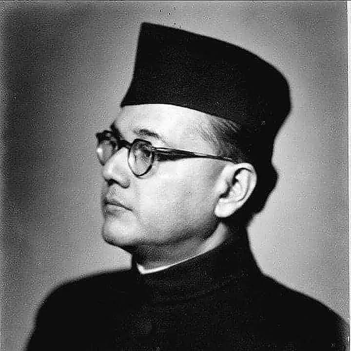 Chandrakbose's tweet photo. Homage to the Liberator of India- Netaji Subhas Chandra Bose on his 80th Death Anniversary!Netaji wanted to return to free India,but he could not as he died on 18Aug 1945.Its very unfortunate that his remains are still at Renkoji.GOI must facilitate return of his remains to India https://t.co/w0VB5FASNg