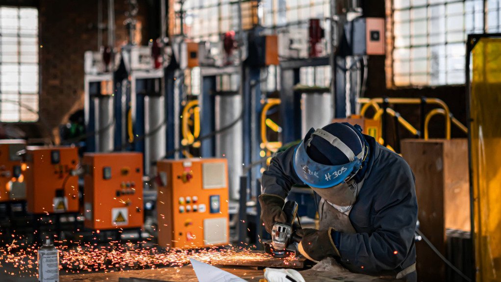 MiningWeekly's tweet image. [𝗔𝗨𝗦𝗧𝗥𝗔𝗟𝗜𝗔𝗡 𝗠𝗜𝗡𝗜𝗡𝗚]  #GoldOre has developed a “disruptive innovation that is redefining standards in mineral processing” which can be used to process material from Australia&apos;s sulphidic orebodies.  𝗥𝗲𝗮𝗱 𝗺𝗼𝗿𝗲: bit.ly/4fR18S7 

#MineralsProcessing