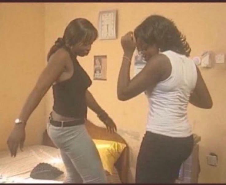 Baby, lately Nairobi’s very cold
Hey baby, I need your touch, I need your hold
Panda basi uje Nairobi 😪