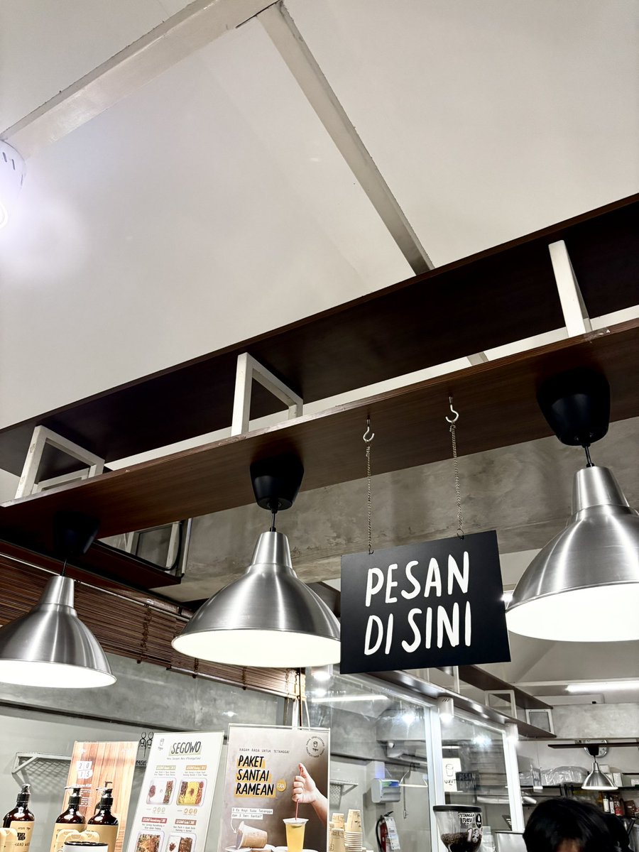 Rewga's tweet image. Coffee’s almost ready, who’s in?