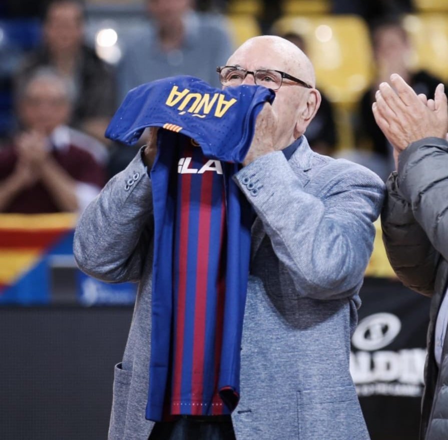 Francesc Fernandez (@francescferna12) on Twitter photo .<a href="/Baskonia/">Baskonia</a>-<a href="/FCBbasket/">Barça Basket</a> d'<a href="/EuroLeague/">EuroLeague</a> el 6 de febrer al Buesa Arena. Estaria bé que el partit servís per homenatjar Xabier Añua (qui va faltar al juliol) per part de dos dels clubs que va entrenar i que s'estimava. .<a href="/Baskonia/">Baskonia</a>-<a href="/FCBbasket/">Barça Basket</a> d'<a href="/EuroLeague/">EuroLeague</a> el 6 de febrer al Buesa Arena. Estaria bé que el partit servís per homenatjar Xabier Añua (qui va faltar al juliol) per part de dos dels clubs que va entrenar i que s'estimava.