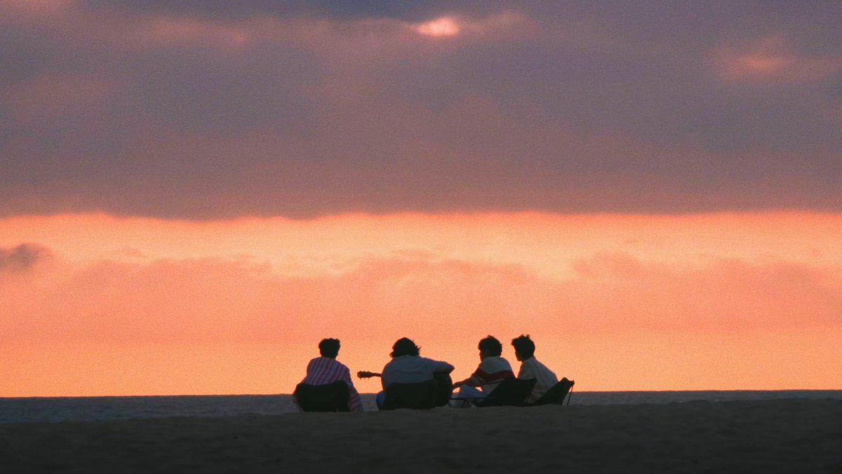 aegyochangjae's tweet photo. "Without you, I wouldn't have endured it for 10 years." 🌅🌅🌅🌅 https://t.co/YdHkPKS9EL