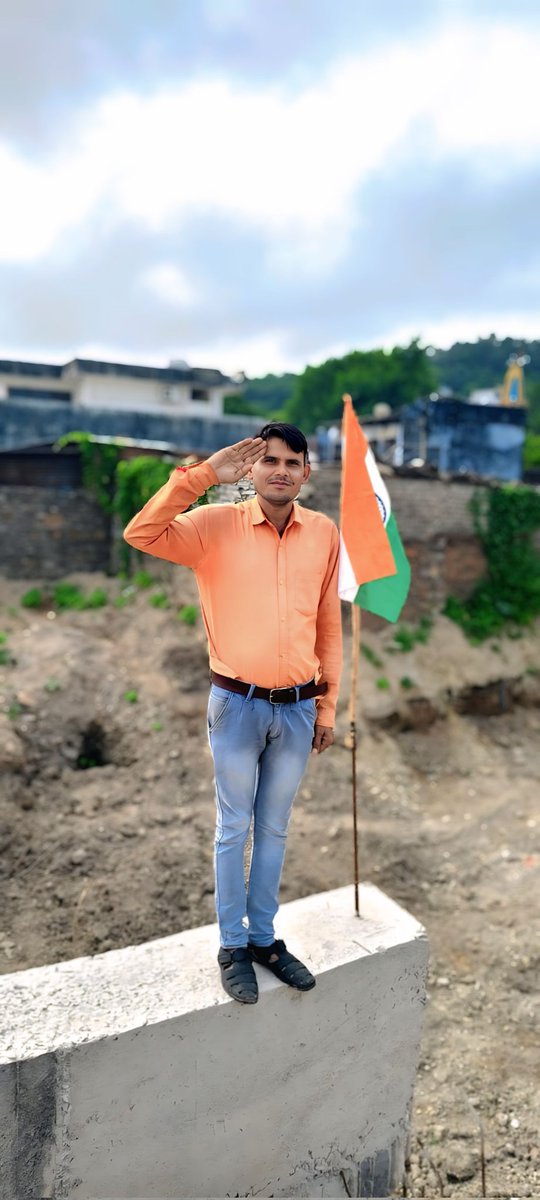 MastramMeenaji's tweet photo. सभी ग्रुप डी के कर्मचारियों को विभागीय पदोन्नति में समान अवसर दीजिए,ट्रैकमैन शिक्षित होकर भी विभागीय पदोन्नति से वंचित है।
बोर्ड द्वारा कमेटी का फैसला ट्रैकमैन के हित में दिया जाए। 
#Justice_For_Trackman #Ldce_Open_To_All
@RahulGandhi @PMOIndia  @AshwiniVaishnaw @BhimArmyChief https://t.co/y74tJyEvfK
